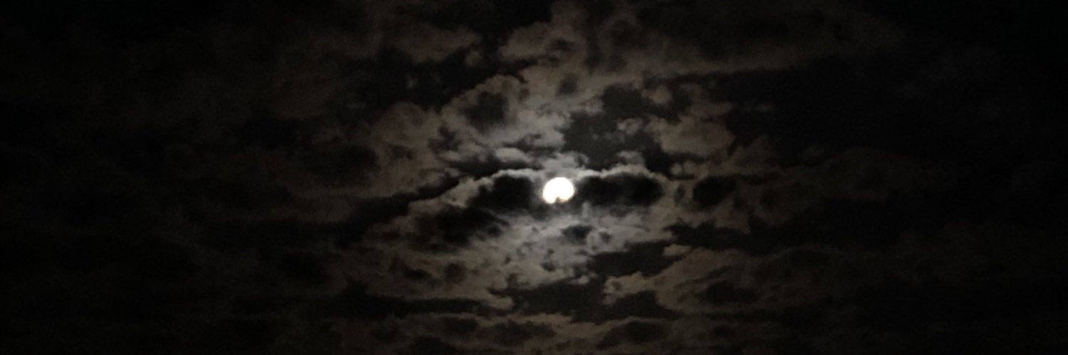 a__b10's profile banner image