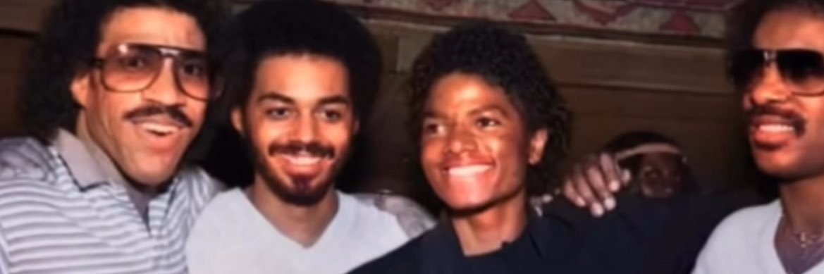 Mila...sin más 🇪🇸 banner