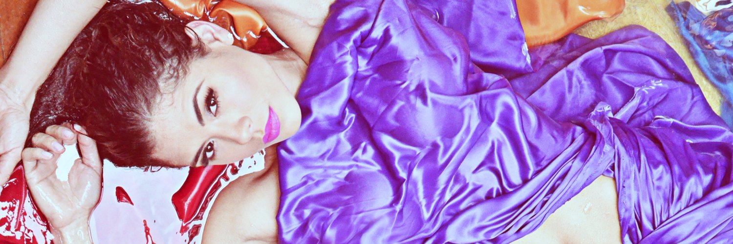 ce_evelyn's profile banner image