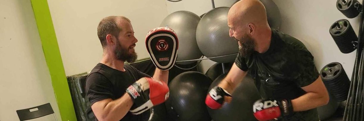 LyonsTruths 🏴󠁧󠁢󠁥󠁮󠁧󠁿 banner