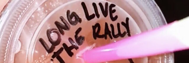 nicolyoly13's profile banner image
