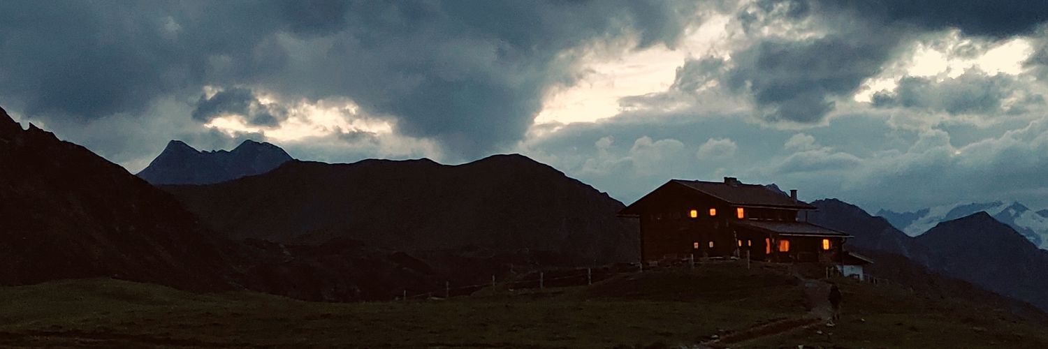 yvesivo's profile banner image