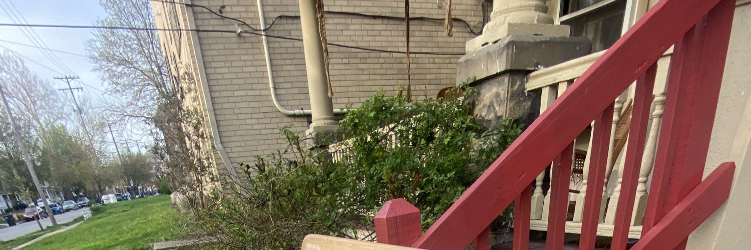 BeebeNick's profile banner image