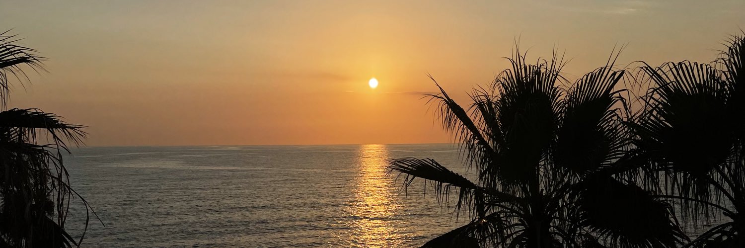 LauWriterLove's profile banner image