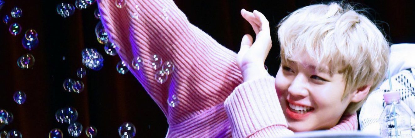 Lynni_3's profile banner image