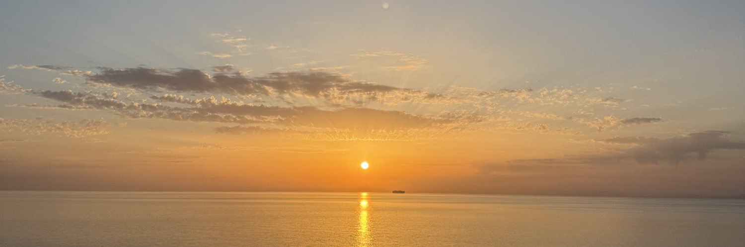 crisshten's profile banner image