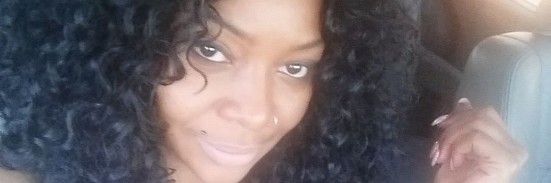 Her_Wordz's profile banner image