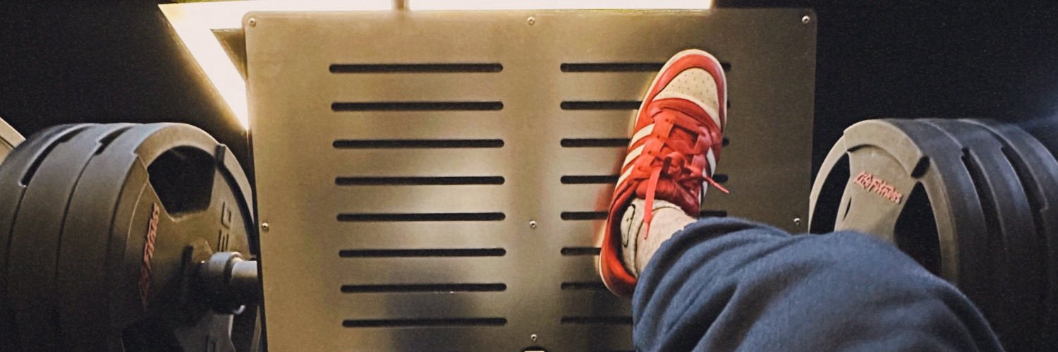 ᴢᴇᴇ banner