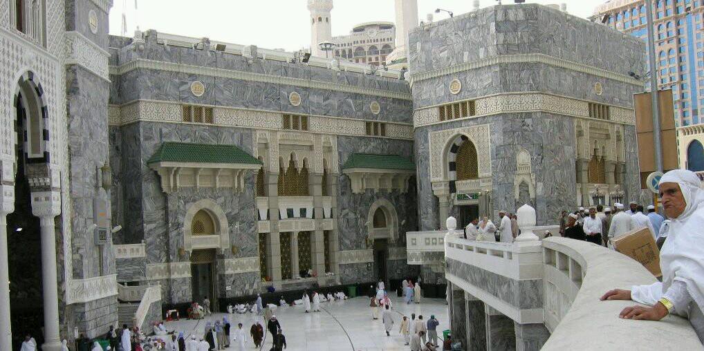 fmuhauzan's profile banner image