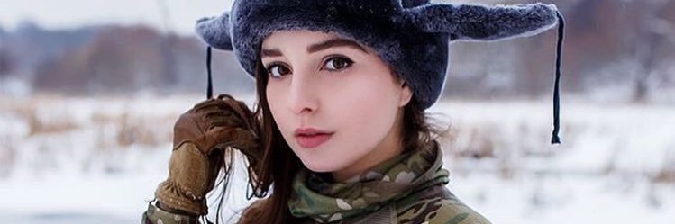 Ellena_Deligz's profile banner image