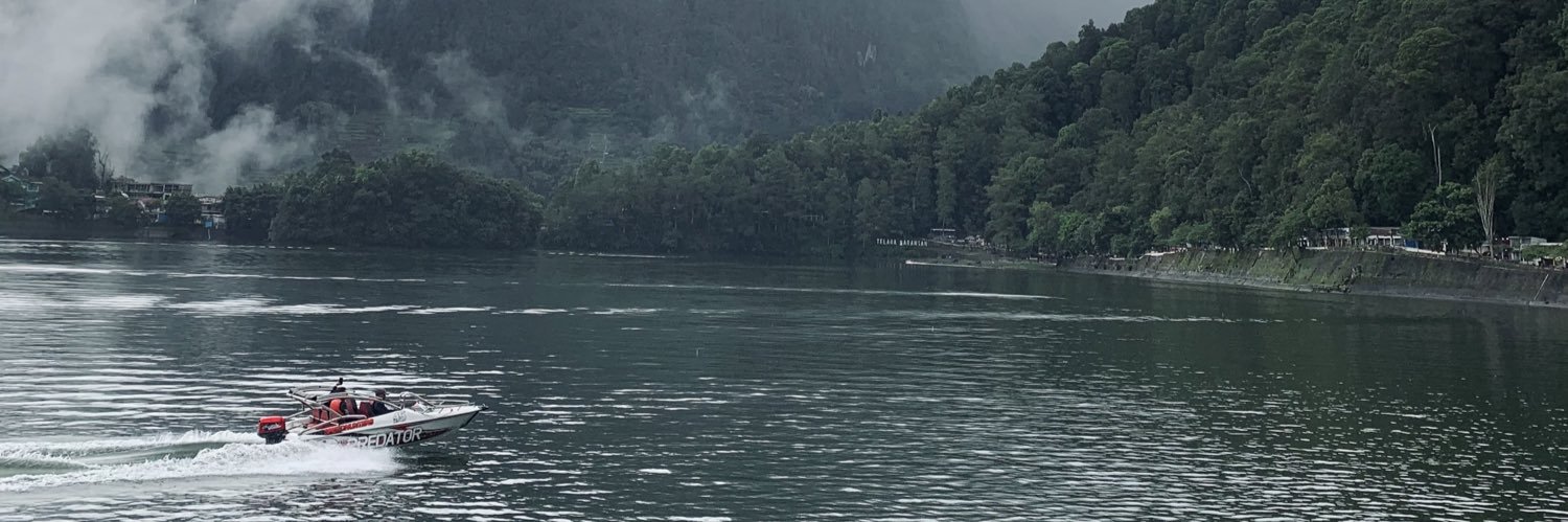 🌒 banner