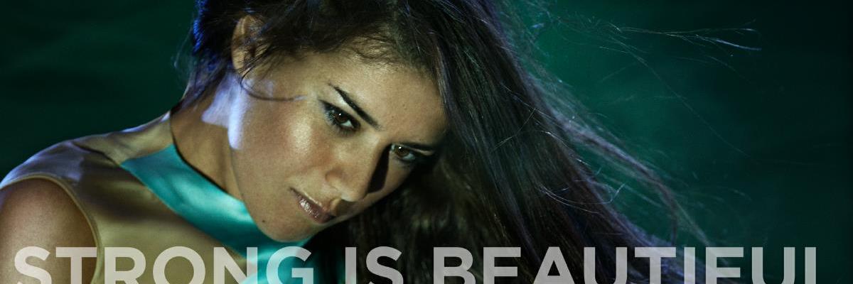 Queen Cirstea banner