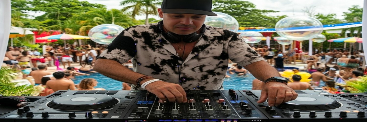 djgaustas's profile banner image
