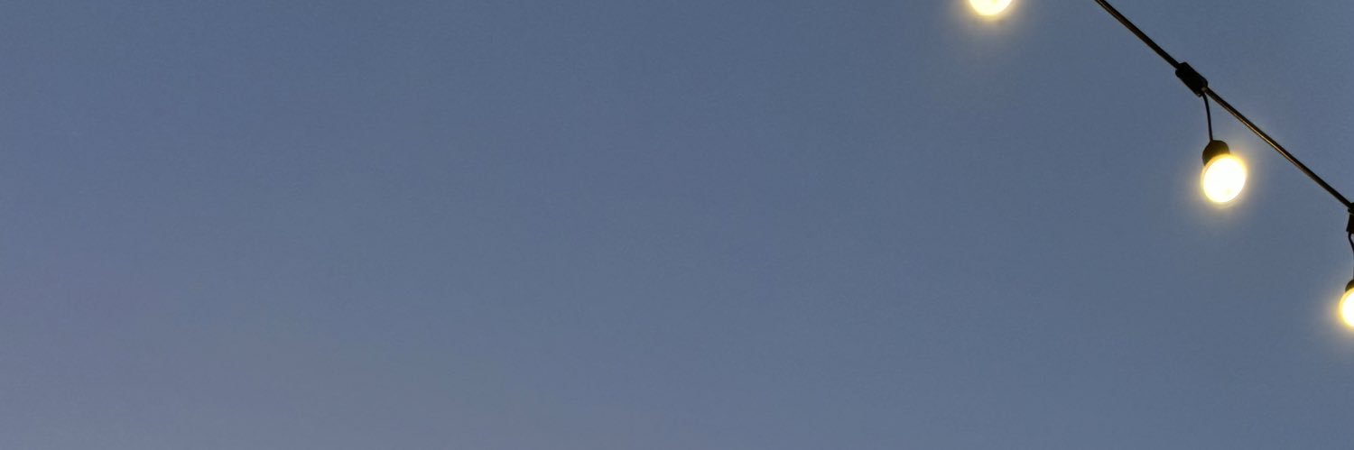 mari123rabello's profile banner image