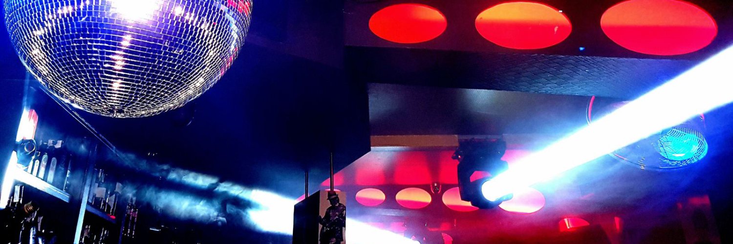molokoleon's profile banner image