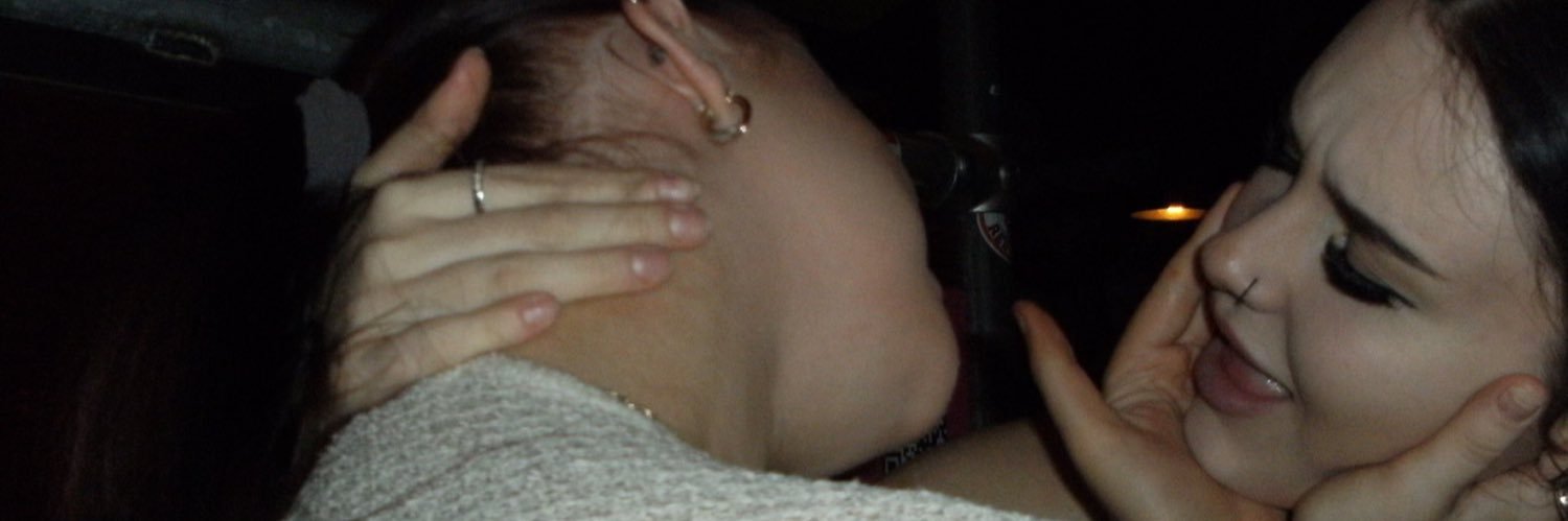 phoebe_neve's profile banner image