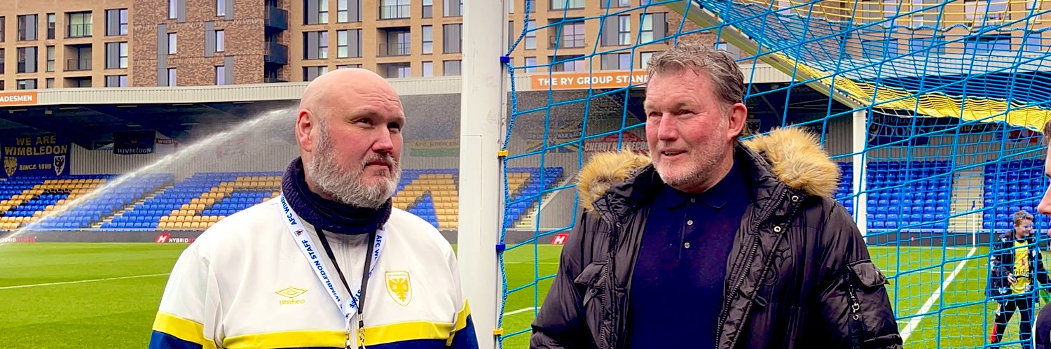 Stuart Deacons banner