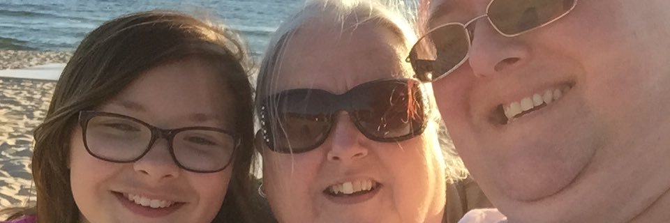 auntrachie's profile banner image