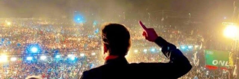 ayeshakamranm's profile banner image