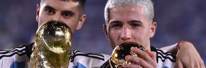 ezebainotti's profile banner image