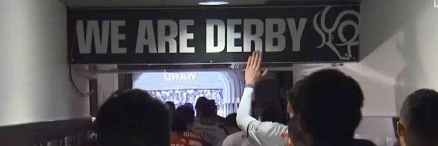 Chris_Dcfc97's profile banner image