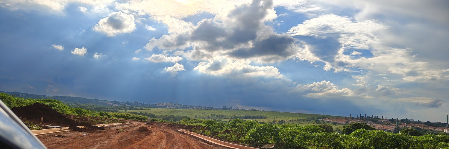 anatonitas's profile banner image
