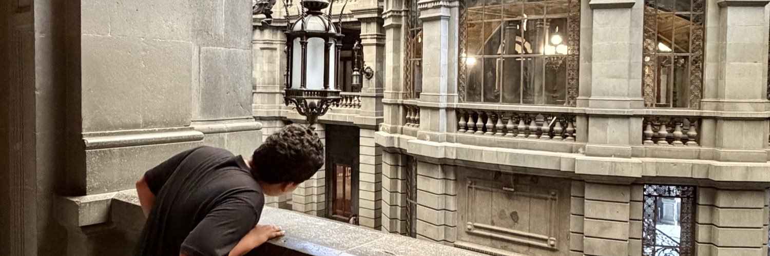 ximkt's profile banner image