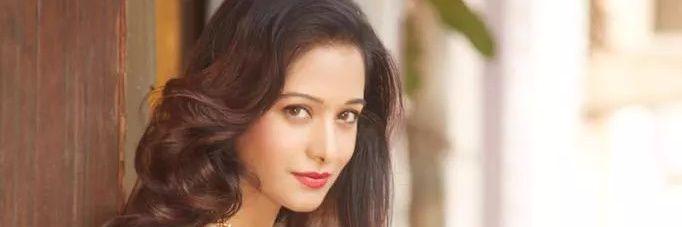 preetikaholics's profile banner image
