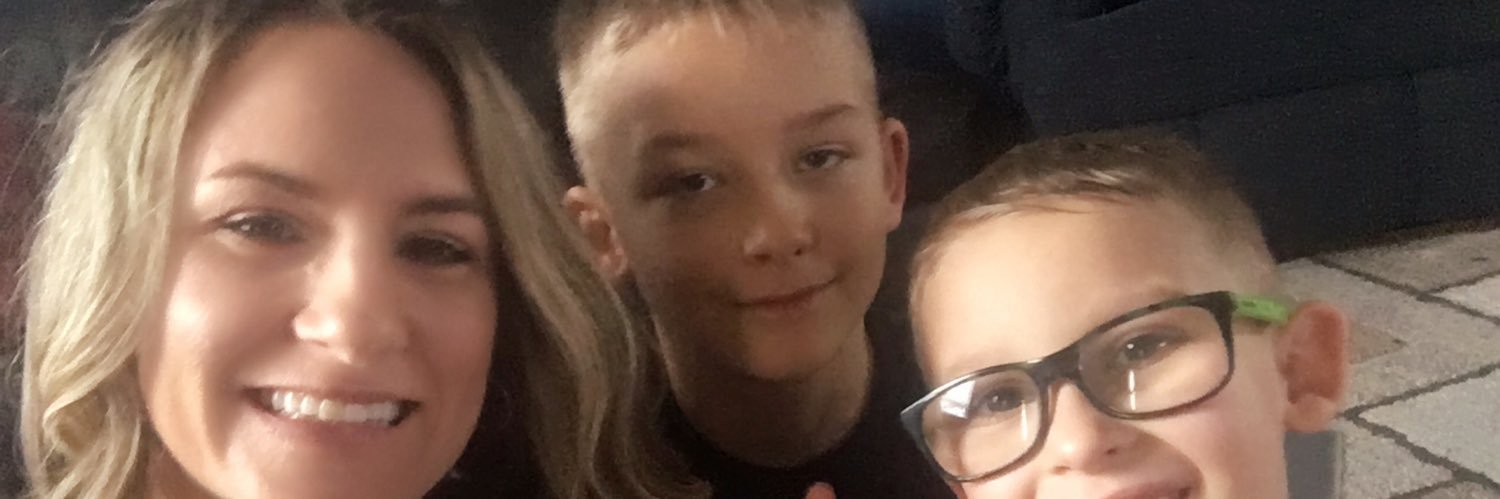 nikkigc22's profile banner image