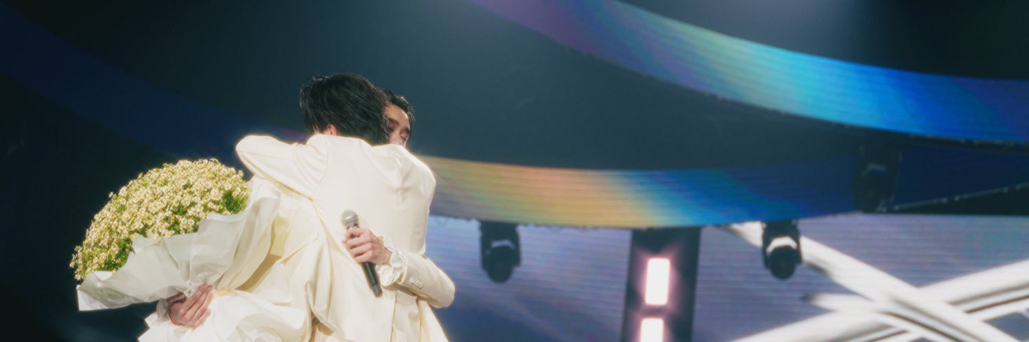 khungkhingg's profile banner image