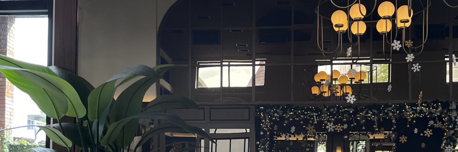 Moniccatr's profile banner image