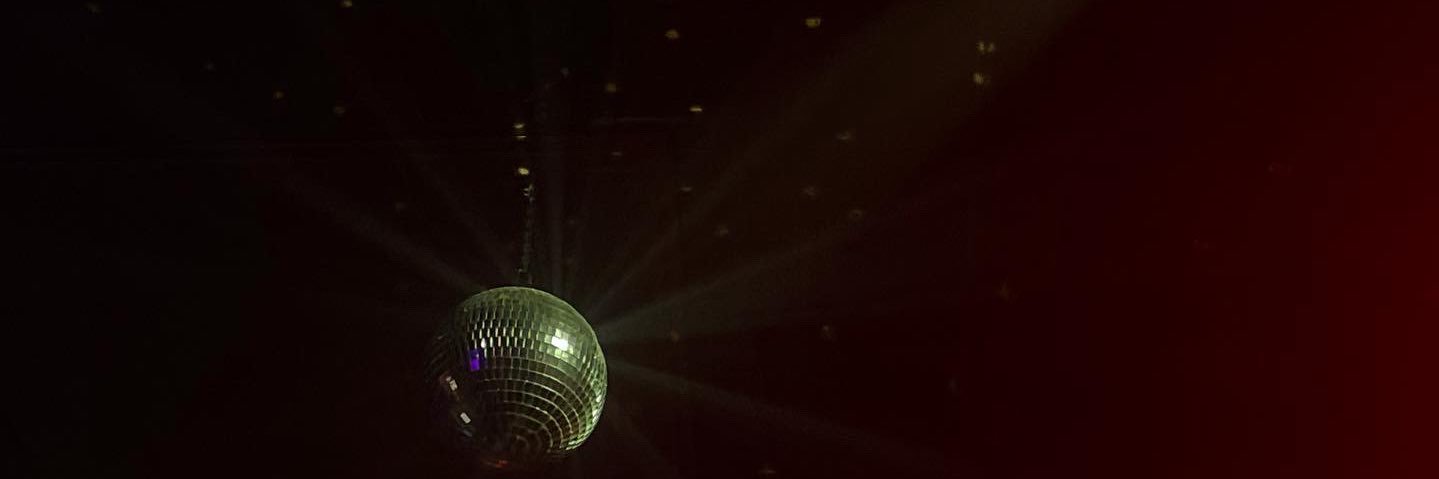 annapeters24's profile banner image