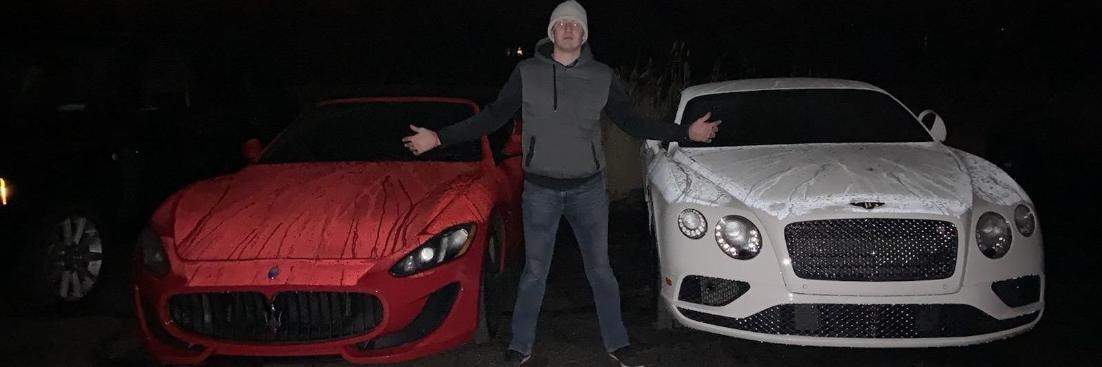vargod32's profile banner image
