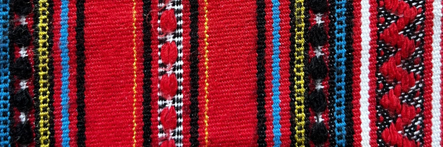 Трохи антична banner