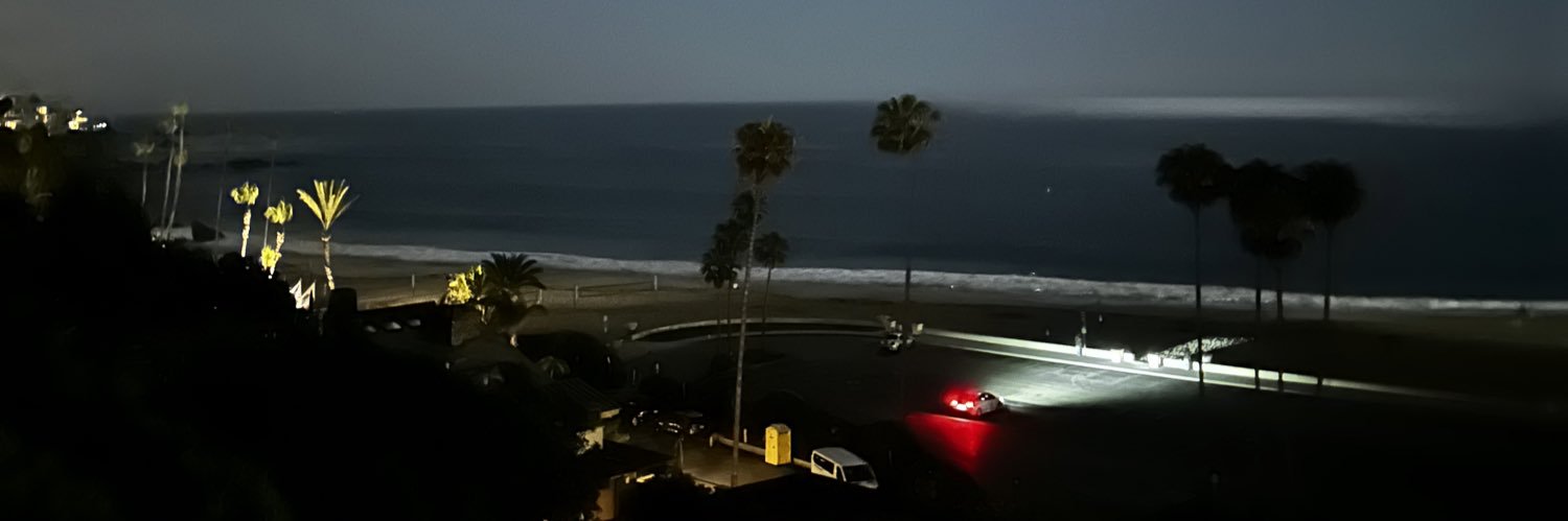 v3rsitile's profile banner image