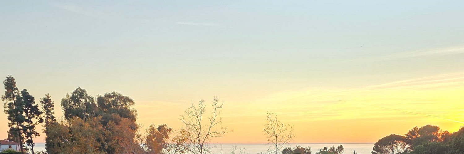 highitsnatalie's profile banner image