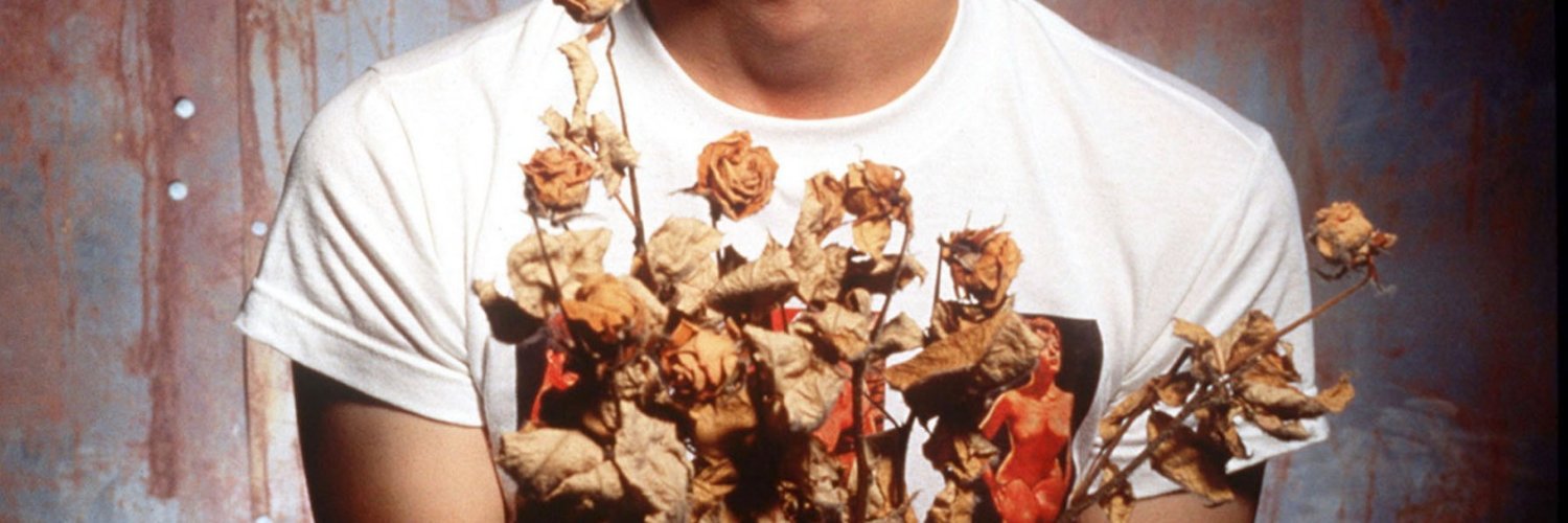 Elon Musk Sucks banner