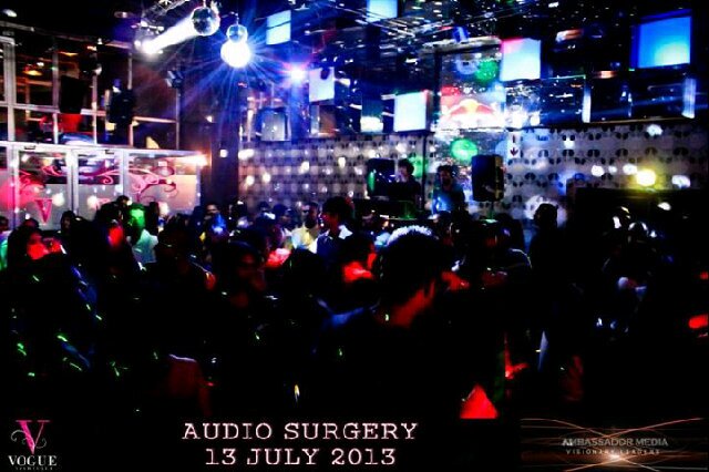 Tshque' Harcharan banner