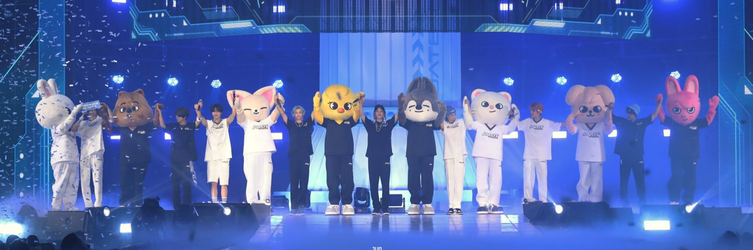 Kpop_THFan's profile banner image