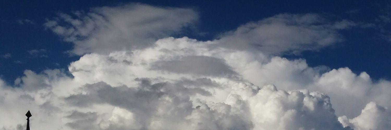 kniquette's profile banner image