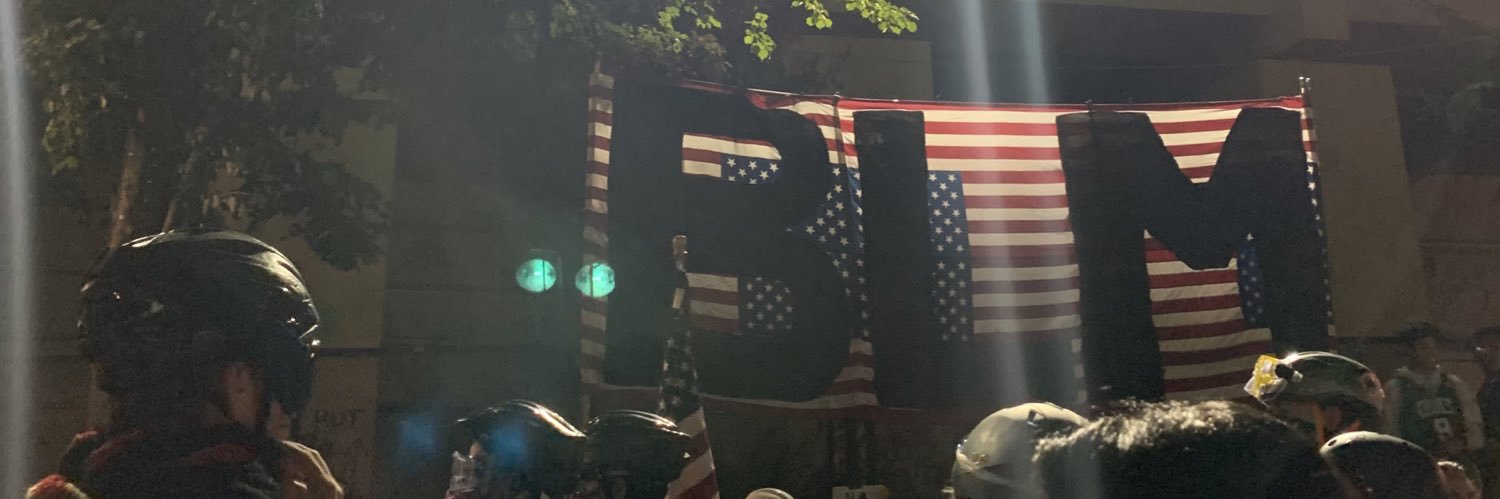 Hillary Le banner