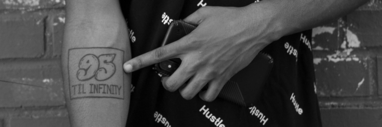 trezavelii's profile banner image