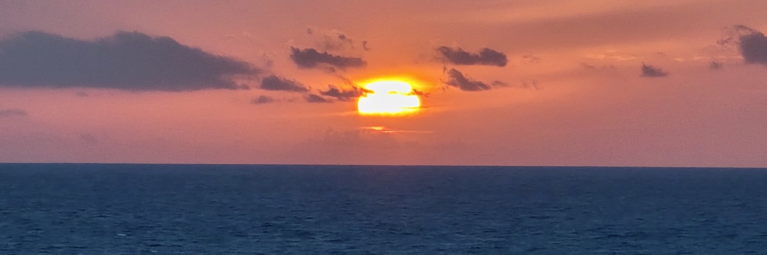 Yunies123's profile banner image
