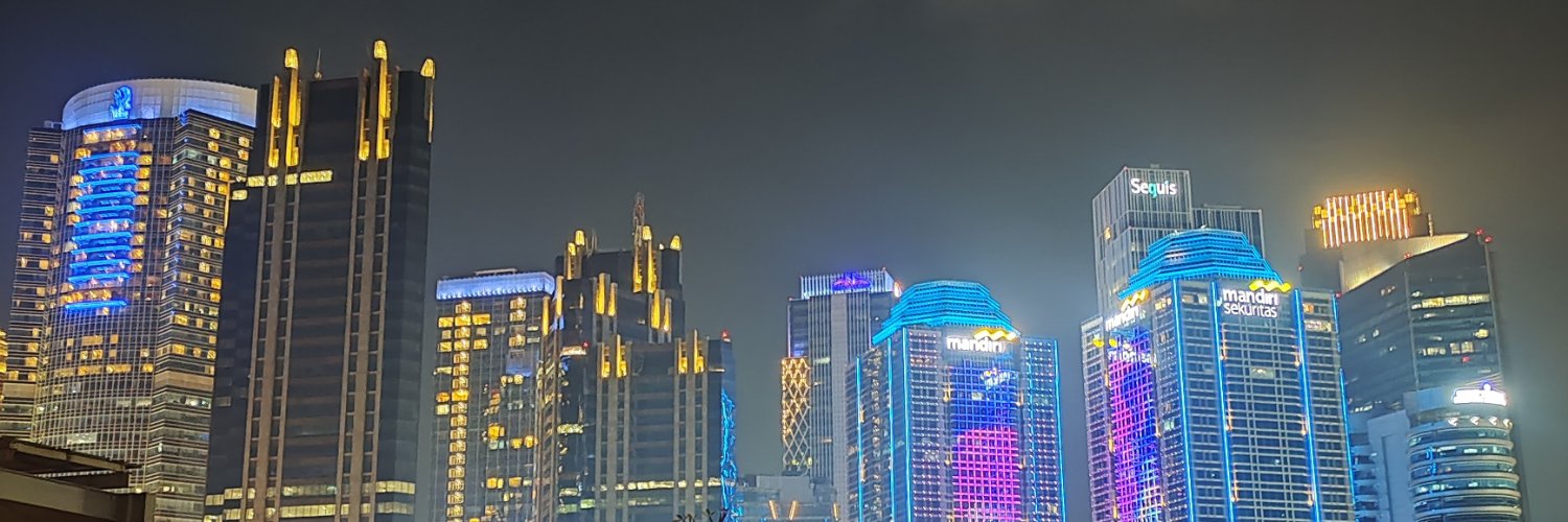 Novrzl's profile banner image