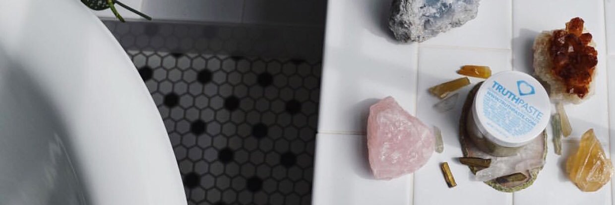 ilovetruthpaste's profile banner image