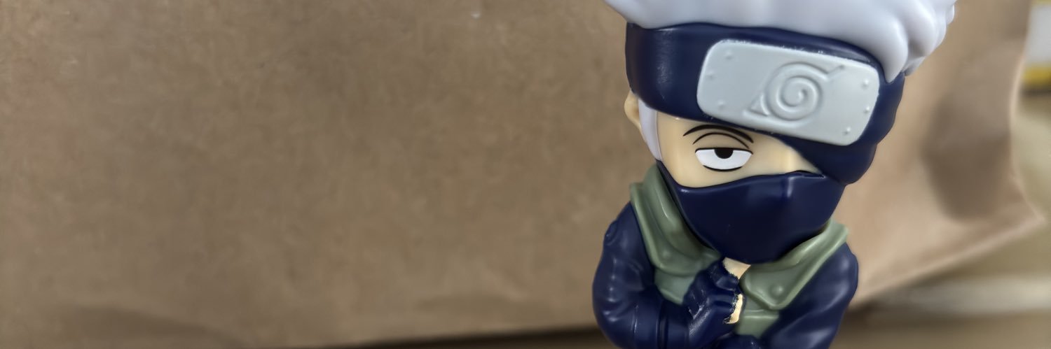 retromena's profile banner image