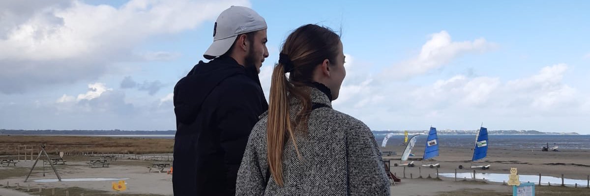 clara_lepee's profile banner image