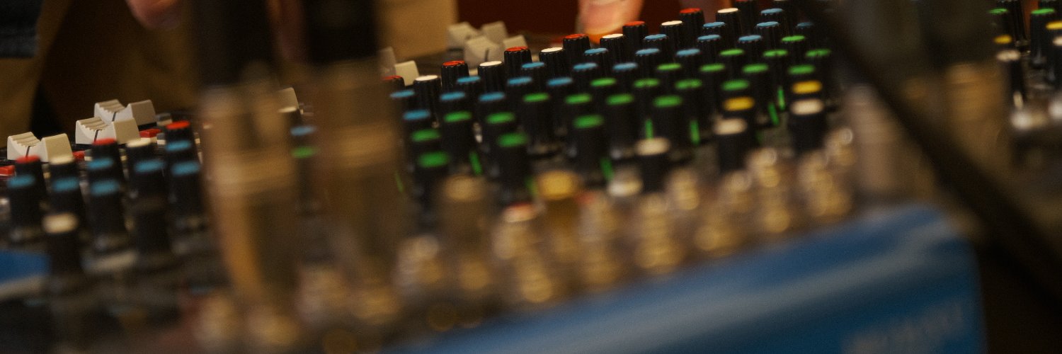 Un1form_'s profile banner image