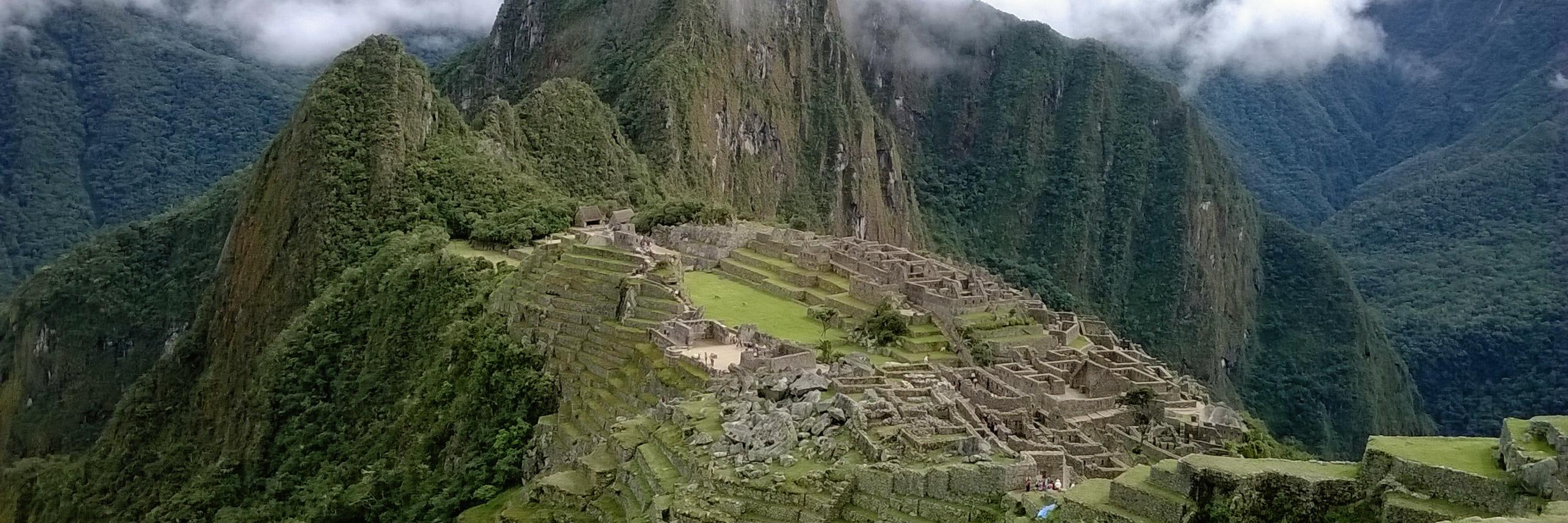 PeruvianPage's profile banner image