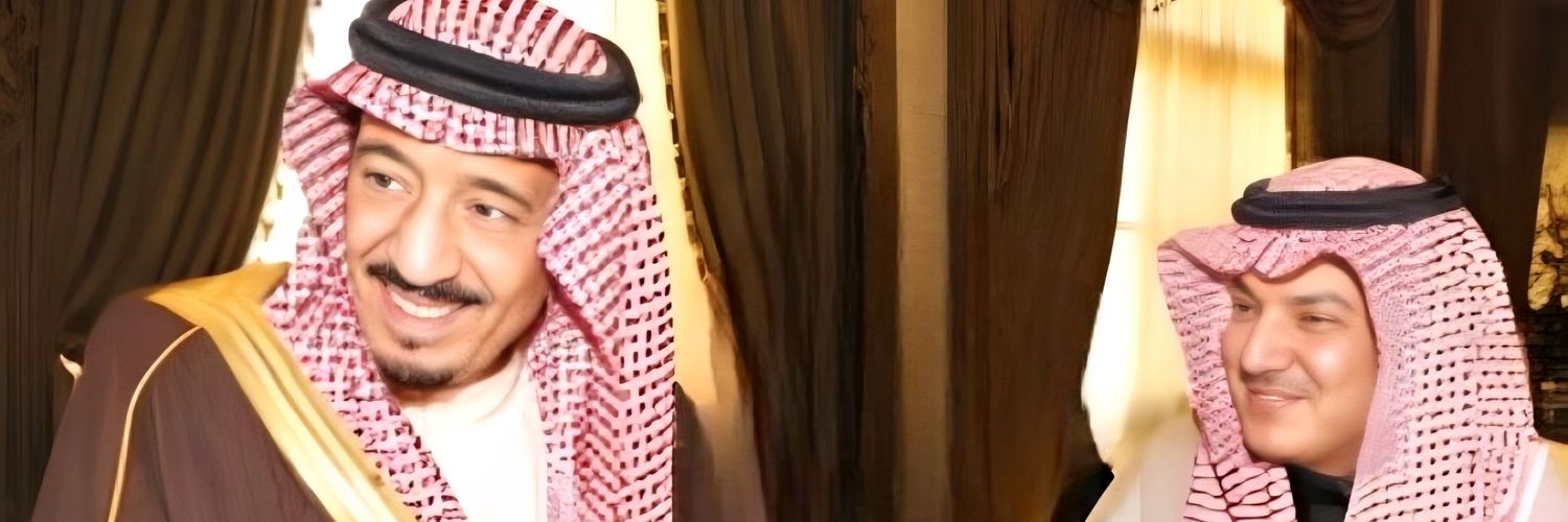 lloayas's profile banner image